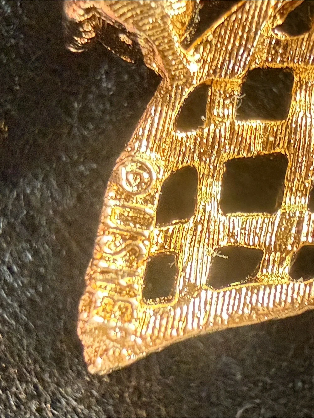 Vintage Lisner Gold Tone Rhinestone Lattice Flower Brooch